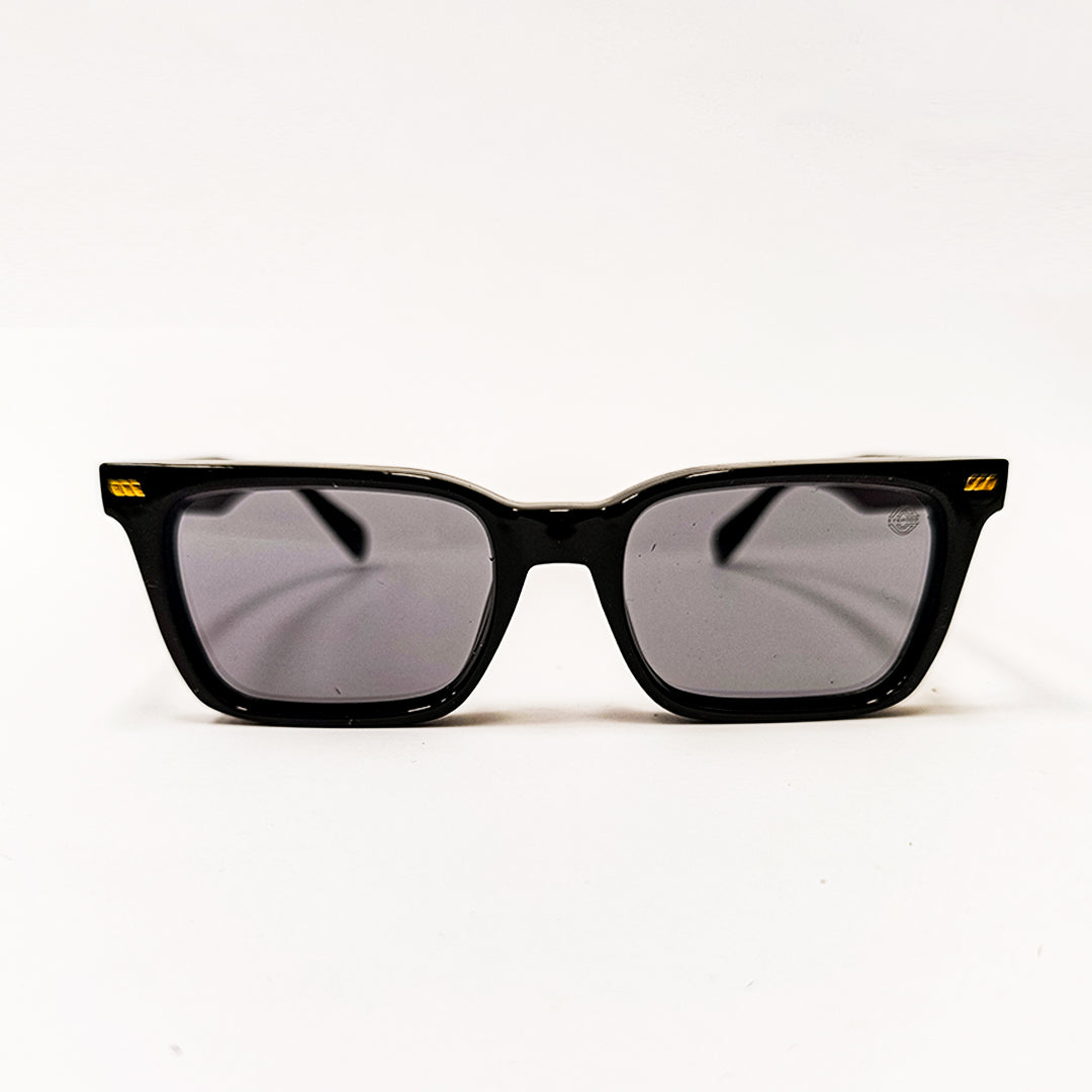 Black sunglasses with reflective lenses 